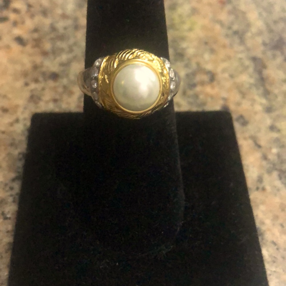Pearl Cocktails Ring